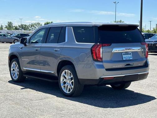 2022 GMC Yukon SLT