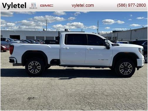 2023 GMC Sierra 2500 AT4