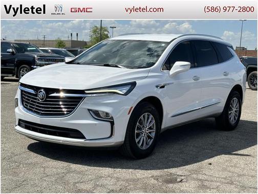 2023 Buick Enclave Essence