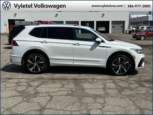 2024 Volkswagen Tiguan 2.0T SEL R-Line