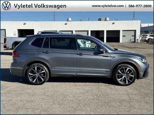 2022 Volkswagen Tiguan 2.0T SEL R-Line