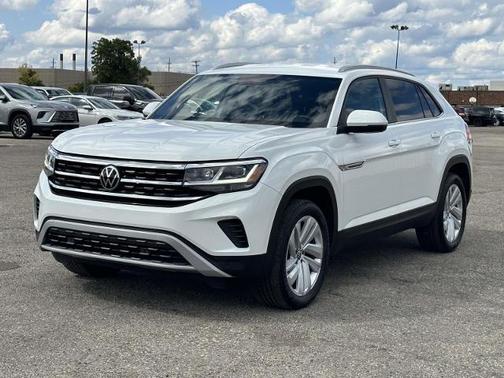 2022 Volkswagen Atlas Cross Sport 3.6L V6 SE w/Technology