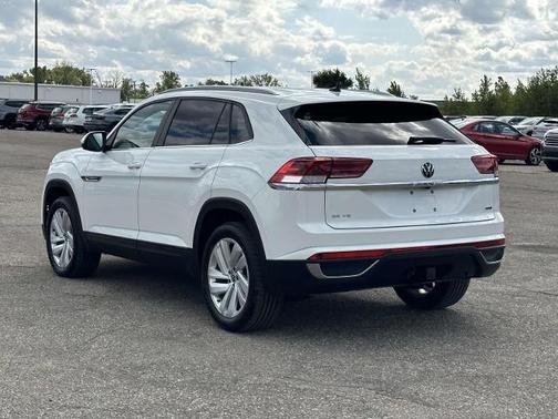 2022 Volkswagen Atlas Cross Sport 3.6L V6 SE w/Technology