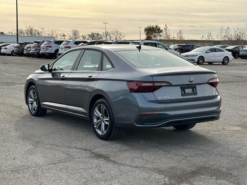 2022 Volkswagen Jetta 1.5T SE