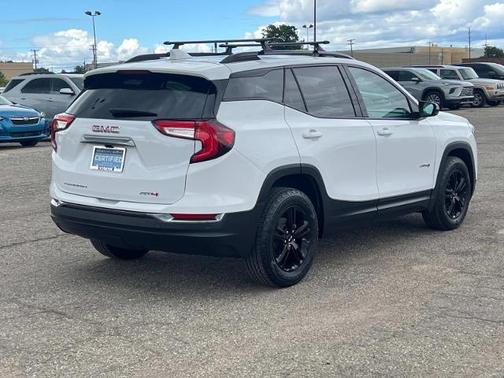 2022 GMC Terrain AT4