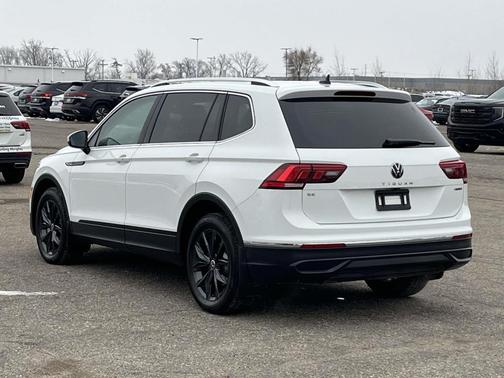 2024 Volkswagen Tiguan 2.0T SE