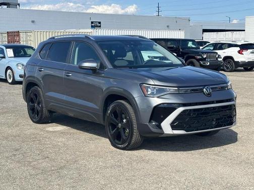 2025 Volkswagen Taos 1.5T SEL
