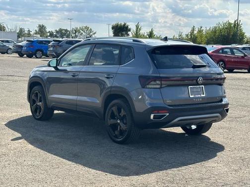 2025 Volkswagen Taos 1.5T SEL