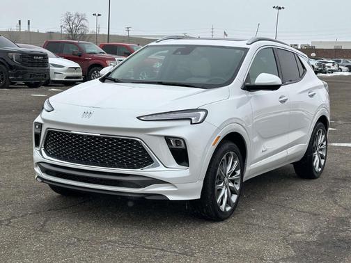 2024 Buick Encore GX Avenir