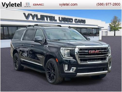 2023 GMC Yukon XL SLT