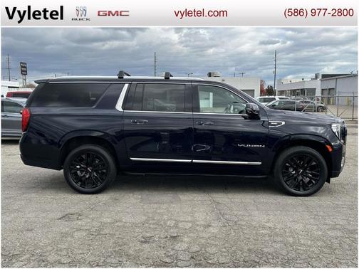 2023 GMC Yukon XL SLT