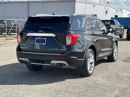 2021 Ford Explorer Platinum