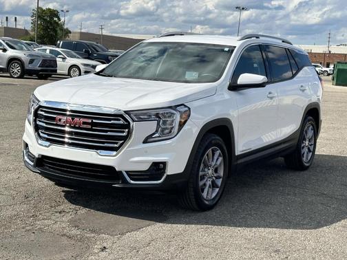 2023 GMC Terrain SLT