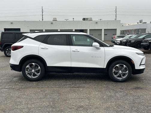 2024 Chevrolet Blazer LT
