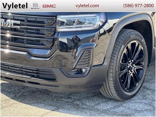 2023 GMC Acadia SLT