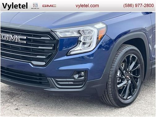 2023 GMC Terrain SLT