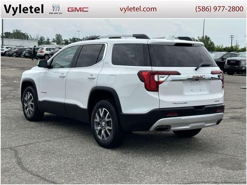 2023 GMC Acadia SLT