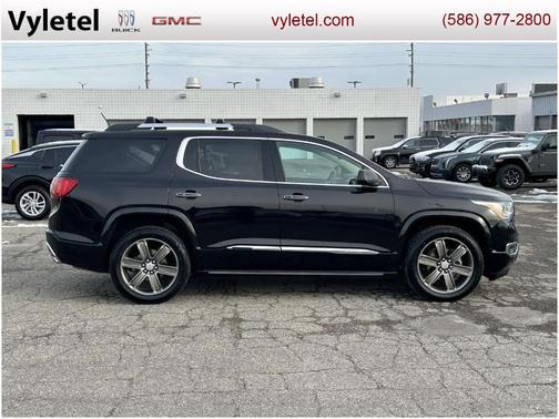 2017 GMC Acadia Denali