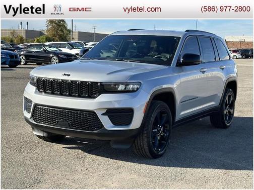 2023 Jeep Grand Cherokee Laredo