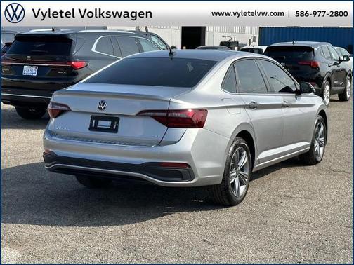 2024 Volkswagen Jetta 1.5T SE