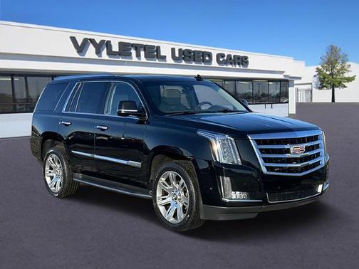 2017 Cadillac Escalade Luxury