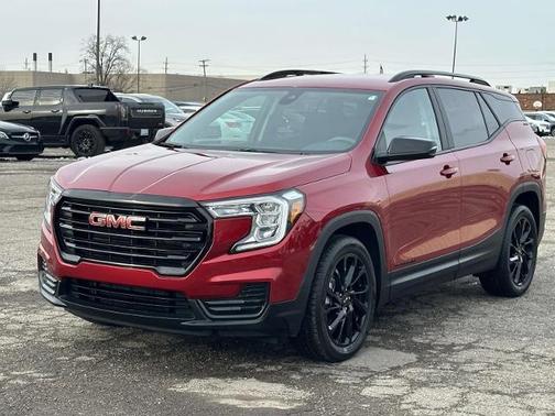 2023 GMC Terrain SLE