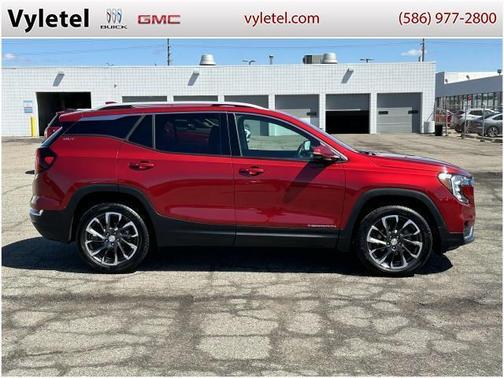 2023 GMC Terrain SLT