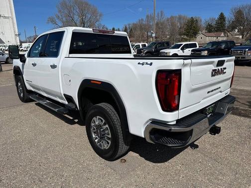 2023 GMC Sierra 2500 SLT