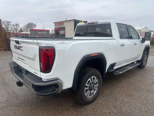 2023 GMC Sierra 2500 SLT