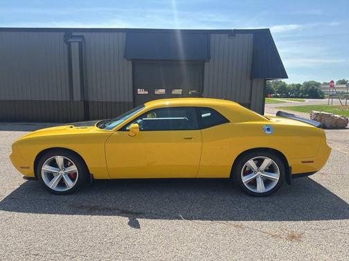 2010 Dodge Challenger SRT8