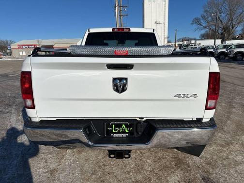 2018 RAM 2500 Tradesman 4x4 4dr Crew Cab 6.3 ft. SB Pickup