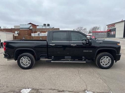 2023 Chevrolet Silverado 3500 High Country