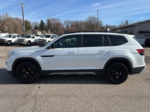 2024 Volkswagen Atlas 2.0T SEL