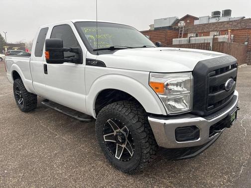 2015 Ford F-250 XL 4x4 4dr SuperCab 6.8 ft. SB Pickup