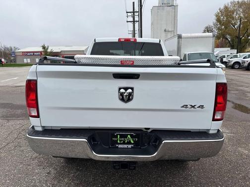 2018 RAM 2500 Tradesman 4x4 4dr Crew Cab 6.3 ft. SB Pickup