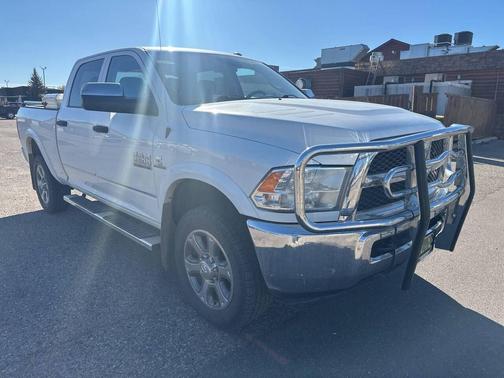 2018 RAM 2500 Tradesman 4x4 4dr Crew Cab 6.3 ft. SB Pickup