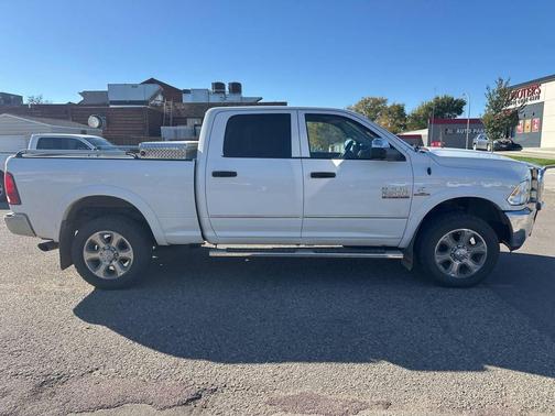 2018 RAM 2500 Tradesman 4x4 4dr Crew Cab 6.3 ft. SB Pickup