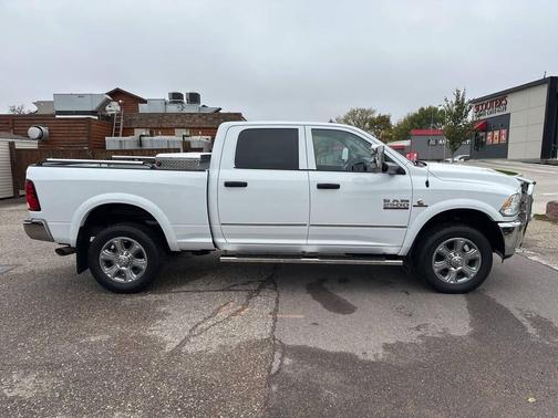 2018 RAM 2500 Tradesman 4x4 4dr Crew Cab 6.3 ft. SB Pickup