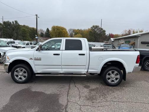 2018 RAM 2500 Tradesman 4x4 4dr Crew Cab 6.3 ft. SB Pickup