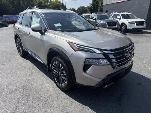 2025 Nissan Rogue Platinum