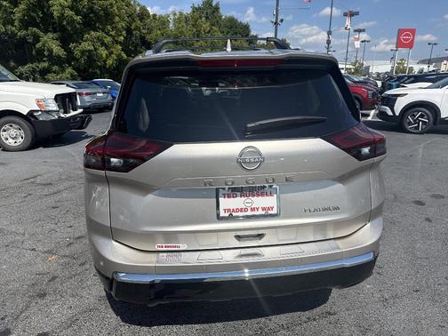 2025 Nissan Rogue Platinum