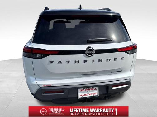 White / Black 2026 Nissan Pathfinder Platinum