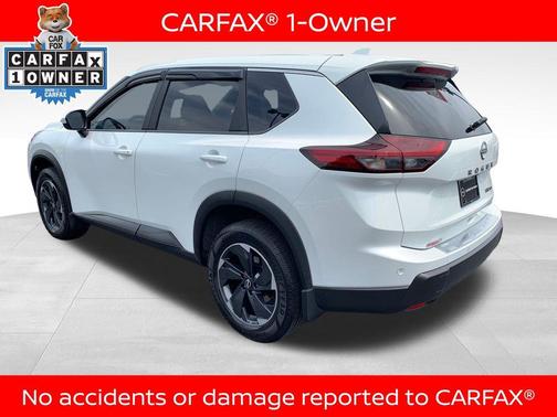 Everest White P 2024 Nissan Rogue SV