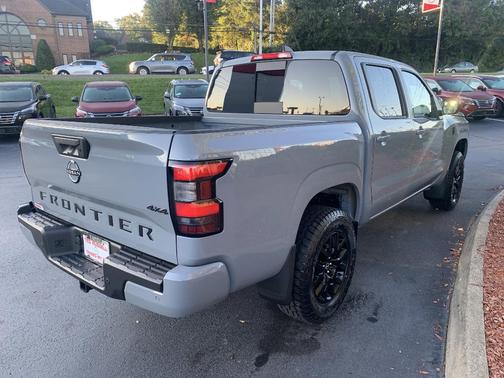 2026 Nissan Frontier SV