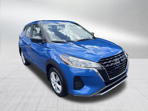 2022 Nissan Kicks S