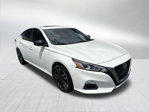 2021 Nissan Altima 2.5 SR