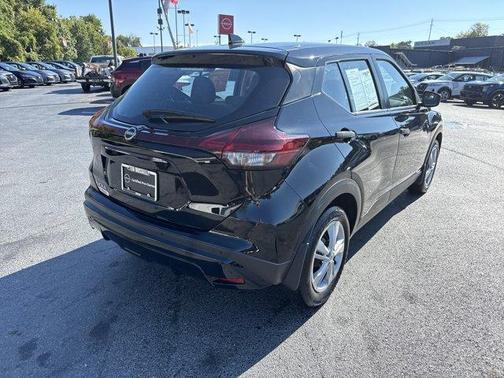2024 Nissan Kicks S