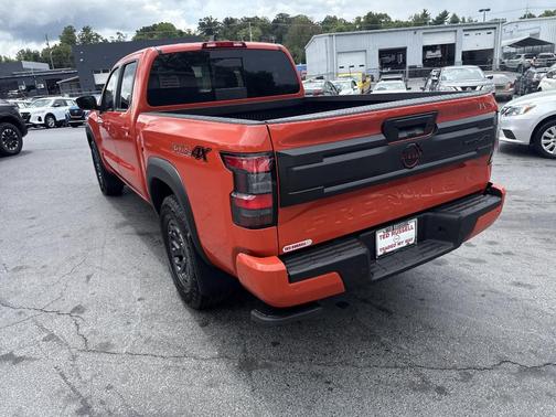 2025 Nissan Frontier PRO-4X