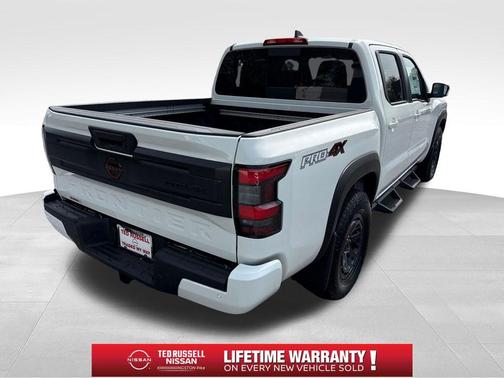 Glacier White 2026 Nissan Frontier PRO-4X