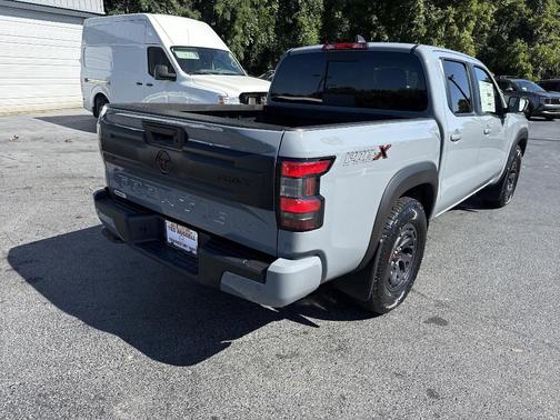 2025 Nissan Frontier PRO-X